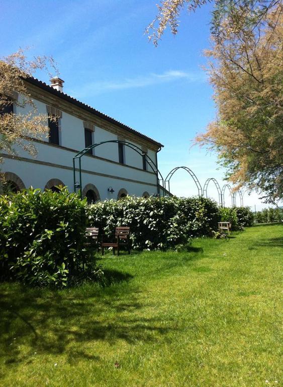 Villa Coralia Country House Osimo Bagian luar foto